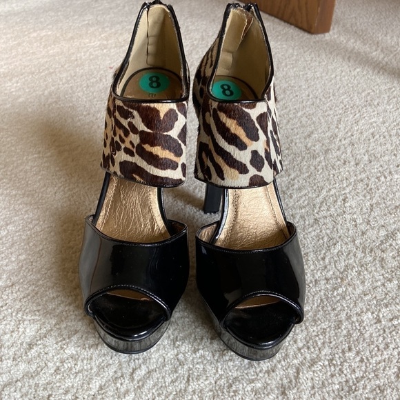 👠 BCBGeneration Harmony Leopard Print Platform Heels Size 8 NWOT - Picture 3 of 11